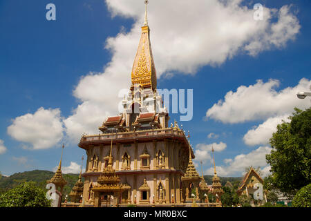 Wat Chalong tempio Buddista complesso Phuket Thailandia Foto Stock