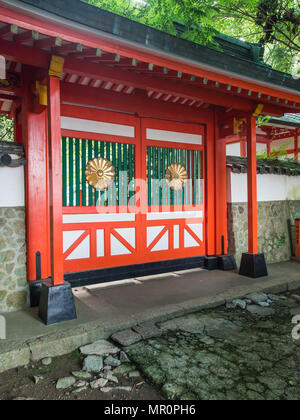 Santuario gate a Kumano Hayatama Taisha, patrimonio mondiale santuario, Shingu, prefettura di Wakayama, Giappone Foto Stock