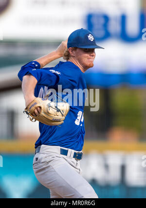 23 maggio 2018: New Orleans brocca John Stephens (34) durante il 2018 Southland Conference Championships. Il gioco 3 New Orleans vs Sam Houston al campo di costellazione di Sugar Land, Texas. No. 8 New Orleans corsari sconvolto il No. 1 Sam Houston membro 4-3 in dieci inning, qualcosa non è accaduto poiché 2015 Foto Stock