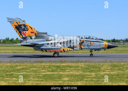 Poznan/Polonia 28.03.2017: Panavia Tornado ECR dalla germania - Air Force a Poznan/Polonia Foto Stock