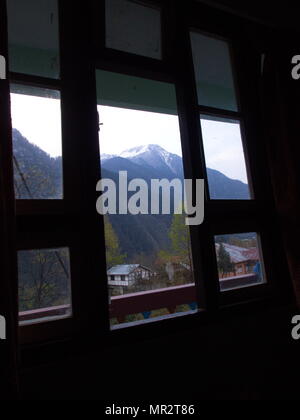 Lachen e villaggio Lachung ,il Sikkim India , 14 aprile 2013 : piccolo villaggio sulla collina di Himalaya Mountain, Sikkim Membro, India Foto Stock