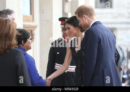 Memoriale di servizio per celebrare la vita e l eredità di Stephen Lawrence, a St Martin-in-the-Fields, Trafalgar Square, Londra. Dotato di: il principe Harry, Meghan Markle, Doreen Lawrence, la Baronessa Lawrence di Clarendon dove: Londra, Regno Unito quando: 23 Apr 2018 Credit: WENN.com Foto Stock