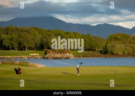 lone Golf, golf, Golf and Fishing Club, pittoresco, paesaggio, lago, Fossa, Killarney National Park, County Kerry, Irlanda, Irlanda, paesaggio, golf Foto Stock