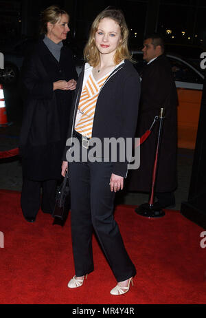 Thora Birch che arrivano al pemiere di 'contro le corde ' al Chinese Theatre di Los Angeles. Febbraio 11, 2004.BirchThora011 Red Carpet Event, verticale, STATI UNITI D'AMERICA, industria cinematografica, celebrità, fotografia, Bestof, arte cultura e intrattenimento, Topix celebrità moda / Verticale, meglio di, evento nella vita di Hollywood - California, moquette rossa e dietro le quinte, USA, industria cinematografica, celebrità, movie celebrità, personaggi televisivi, musica celebrità, fotografia, Bestof, arte cultura e intrattenimento, Topix, verticale, una persona, dall'anno , 2003, inchiesta tsuni@Gamma-USA.com moda - Full Leng Foto Stock