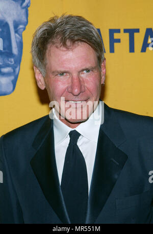 Harrison Ford alla undicesima edizione del premio BAFTA-LA -Britannia Awards presentato da George Lucas presso il Beverly Hilton di Los Angeles. Aprile 12, 2002. FordHarrison01 Red Carpet Event, verticale, STATI UNITI D'AMERICA, industria cinematografica, celebrità, fotografia, Bestof, arte cultura e intrattenimento, Topix celebrità moda / Verticale, meglio di, evento nella vita di Hollywood - California, moquette rossa e dietro le quinte, USA, industria cinematografica, celebrità, movie celebrità, personaggi televisivi, musica celebrità, fotografia, Bestof, arte cultura e intrattenimento, Topix, headshot, verticale, una persona, dall'anno , 2002, inchiesta tsu Foto Stock