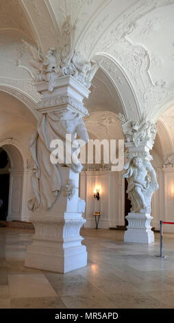 Fotografia della parte interna del Belvedere di Vienna, Austria. Il Belvedere è uno storico palazzo barocco, impostato in un parco barocco paesaggio nel terzo distretto della città, su spigolo sud-est del suo centro. Essa ospita il Museo Belvedere. Recante la data del XXI secolo Foto Stock