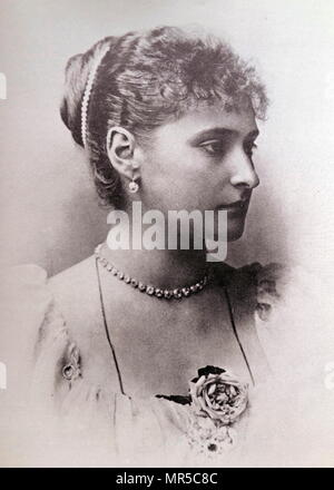 Fotografia di Alexandra Feodorovna (1872 - 1918), imperatrice di Russia in qualità di coniuge di Nicholas II, l'ultimo dominatore dell'impero russo. Originariamente conosciuto come Alix di Hesse e dal Reno, lei era un nipote della regina Victoria del Regno Unito. Datata del XIX secolo Foto Stock