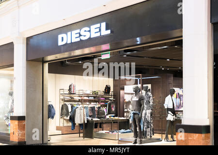 Philadelphia, Pennsylvania, 21 maggio 2018:Diesel anteriore dello store Foto Stock