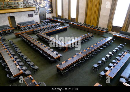 Francisco de Vitoria Hall, presso le Nazioni Unite a Ginevra. La camera del consiglio, "Salle du Conseil," è stato costruito per la lega delle nazioni, e è presente luogo di incontro della Conferenza sul disarmo. Foto Stock