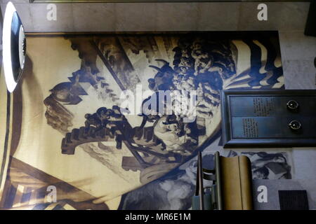 Pitture Murali in camera di consiglio, Palais des Nations, Ginevra (Svizzera). Sul soffitto e pareti. Dipinto nel 1936 dall'artista catalano José María Sert, erano un dono da parte del Governo di Spagna. Essi illustrano il progresso umano attraverso la salute, la tecnologia, la libertà e la pace. Questa è stata la casa della lega delle nazioni, e è presente luogo di incontro della Conferenza sul disarmo. Foto Stock