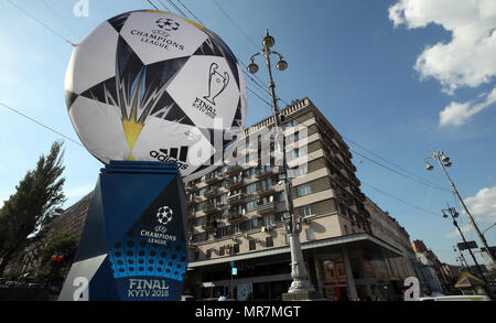 Champions League di segnaletica in Kiev dove Liverpool giocherà Real Madrid per la finale di UEFA Champions League domani sera. Stampa foto di associazione. Picture Data: venerdì 25 maggio, 2018. Vedere PA storia partite di Champions League. Foto di credito dovrebbe leggere: Nick Potts/PA FILO Foto Stock