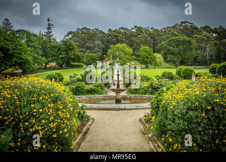 Giardini e fogliame presso l'insediamento di Port Arthur in Tasmania Australia Foto Stock