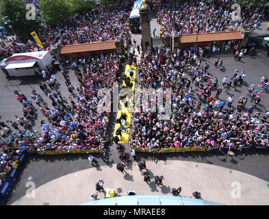 Stadio di Twickenham, Londra, Regno Unito. 26 Maggio, 2018. Aviva Premiership finale di rugby, Exeter contro i Saraceni; la Exeter team arriva a Twickenham Credito: Azione Sport Plus/Alamy Live News Foto Stock