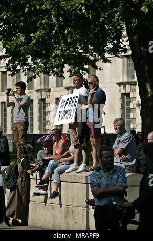Londra, Regno Unito. 26 Maggio, 2018. Libera Tommy Robinson protesta Credito: Knelstrom Ltd/Alamy Live News Foto Stock