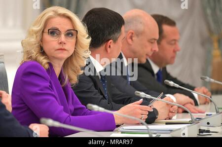 Mosca, Russia. 26 maggio 2018. Vice Primo Ministro russo Tatyana Golikova durante il primo incontro dei nuovi ministri del governo formata dal Presidente Vladimir Putin al Cremlino Maggio 26, 2018 a Mosca, in Russia. (Presidenza russa via Planetpix) Credito: Planetpix/Alamy Live News Foto Stock