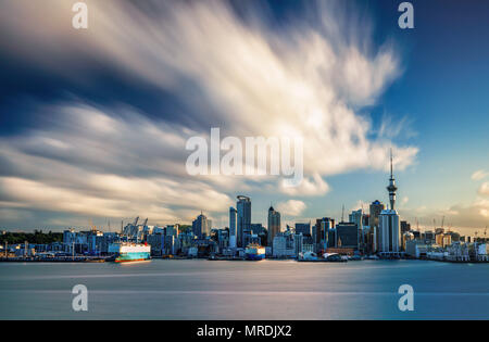 La vista della città di Auckland da Davenport, Nuova Zelanda. Foto Stock