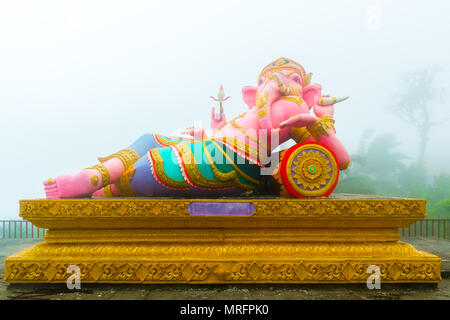 Ganesha nel Pra Putta Teepangkorn tempio in Koh Samui, Thailandia Foto Stock