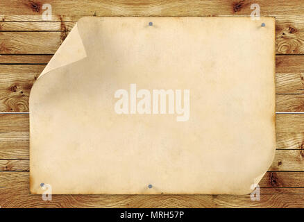 Vecchio vintage bianco carta su uno sfondo di legno Foto Stock