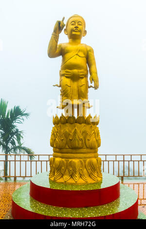 Il Buddha nel Pra Putta Teepangkorn tempio in Koh Samui, Thailandia Foto Stock