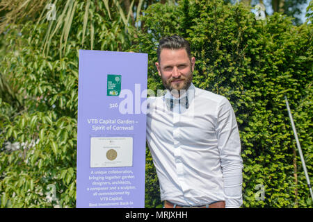 Il VTB Capital giardino riunisce la musica originale, il balletto, garden design, scultura e architettura per creare un giardino ispirato ai lavori di Ba Foto Stock