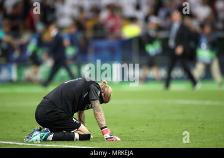 Liverpool portiere Loris Karius reagisce dopo la finale di UEFA Champions League alla NSK Olimpiyskiy Stadium, Kiev. Foto Stock