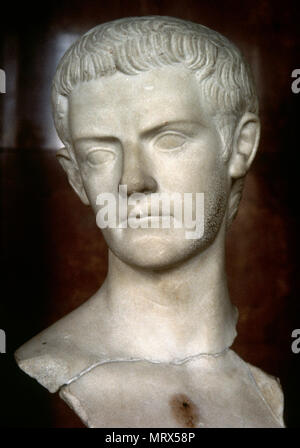 Caligola (12-41 AD). Imperatore Romano (37-41 AD). Julio-Claudian dinastia. Busto in marmo. Il museo del Louvre. Parigi, Francia. Foto Stock