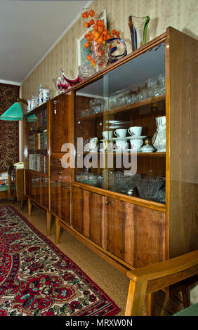 Vintage Camera sovietica interno, piatto tipico di Mosca, Russia Foto Stock