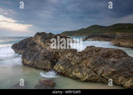 Burgess spiaggia vicino Forster sulla mezza costa nord del Nuovo Galles del Sud, Australia Foto Stock