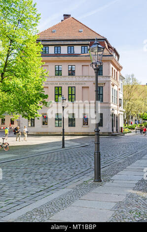 Berlino, Germania - 22 Aprile 2018: La Knoblauchhaus, ex residenza della famiglia Knoblauch e uno dei pochi rimasti xviii secolo case di città Foto Stock