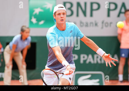 Parigi, Francia. 27 Maggio, 2018. Maxime Janvier (FRA) Tennis : Maxime Janvier della Francia durante gli Uomini Singoli Primo turno match di tennis aperto francese torneo contro Kei Nishikori del Giappone al Roland Garros di Parigi, Francia . Credito: AFLO/Alamy Live News Foto Stock