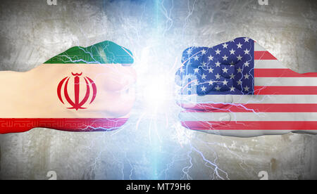 Pugni umano il confronto. USA vs Iran Foto Stock