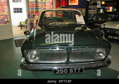 Il Cotswold Motoring Museum di Cotswolds village di Bourton-on-the-acqua, Gloucestershire, Inghilterra. Veicoli vintage e visualizza. Foto Stock