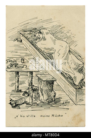 German Historical cartolina: bianco e nero schizzo a matita. Soldato in appoggio in piroga. A topi e ratti avanzi di mangiare il pane sulla tavola. 1914-1918 Foto Stock