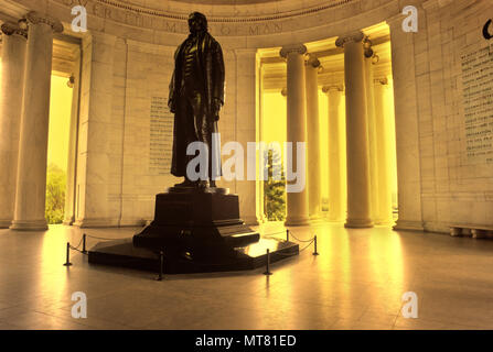 1988 storico Thomas Jefferson statua Jefferson Memorial WASHINGTON DC STATI UNITI D'AMERICA Foto Stock