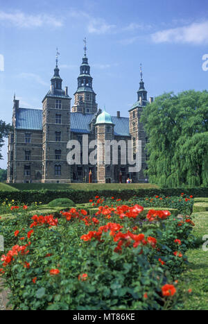 1988 storici giardini di rose il castello di Rosenborg Gardens Copenhagen DANIMARCA Foto Stock