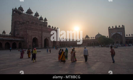 Nel tardo pomeriggio sun presso la Jama Masjid, Fatehpur Sikri, Agra, India Foto Stock