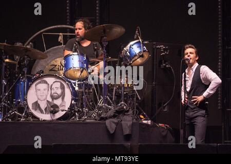 Napa California, Stati Uniti d'America. 26 Maggio, 2018. RONNIE VANNUCCI jr. e Brandon fiori di assassini durante BottleRock Music Festival a Napa Valley Expo in Napa California Credit: Daniel DeSlover/ZUMA filo/Alamy Live News Foto Stock