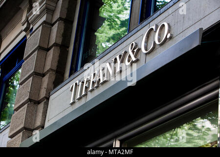 Zurigo, Svizzera - 17 Maggio 2018: Dettaglio di Tiffany e co. shop di Zurigo, Svizzera. Si tratta di una multinazionale americana gioielli di lusso e di speciali Foto Stock