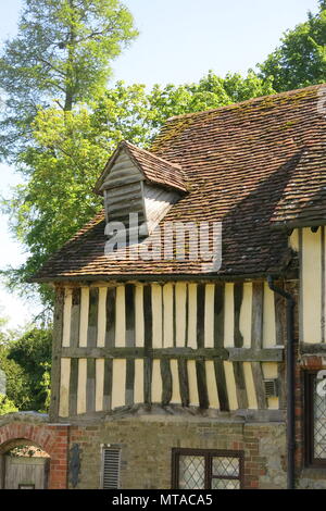 Ightham Mote vicino a Sevenoaks, Kent, è un palazzo del XIV secolo moated Manor House e break, conservate dalla National Trust. Foto Stock