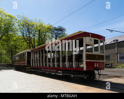 Manx elettrica ferroviaria tram in Laxey stazione di interscambio dell' Isola di Man interurbano elettrico di collegamento tranviario Douglas Laxey e Ramsey Foto Stock