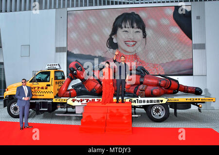 Shioli Kutsuna e Ryan Reynolds frequentare il 'Deadpool 2' premiere in Roppongi Hills il 29 maggio 2018 a Tokyo, Giappone. Foto Stock