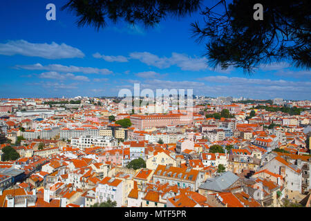 Vista dal Miradouro Sophia de Mello Breyner Andersen, Lisbona, Portogallo Foto Stock