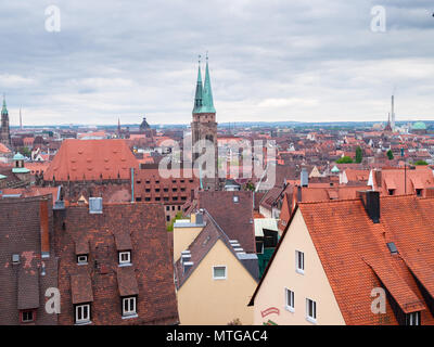 Vista sulla città vecchia di Norimberga (Nürnberg), Germania Foto Stock