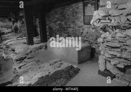 Nel 179 D.C./CE, l'impero romano ha stabilito la rocca "Castra Regina", o "fortezza sul fiume Regen", dove la Regen entra nel fiume Danubio. Foto Stock