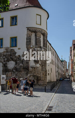 Nel 179 D.C./CE, l'impero romano ha stabilito la rocca "Castra Regina", o "fortezza sul fiume Regen", dove la Regen entra nel fiume Danubio. Foto Stock