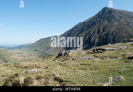 Pen yr Ole Wen e il Nant Ffrancon Pass Foto Stock