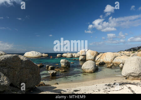 Massi di granito su Boulders Beach, Simonstown, sud africa Foto Stock