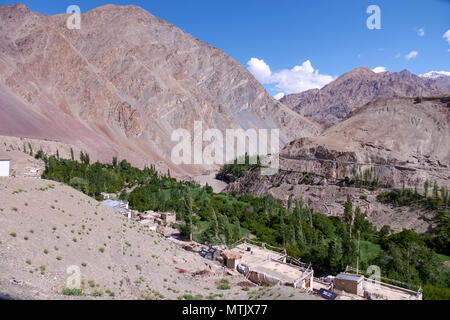 Aspro paesaggio in Ladakh Foto Stock