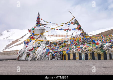 Tanglang La mountain pass Ladakh Foto Stock