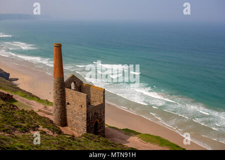 La bellissima Wheal Coates mine sulla costa nord della Cornovaglia in estate il sole, Regno Unito Foto Stock